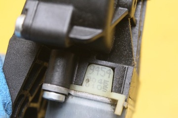 фото thumb №9, Двигунчик сидіння лівий перед cls w219 0390203210