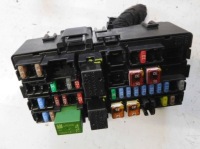 Купить Opel karl 15r коробка предохранителей jb520324-5, фото thumb