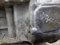 фото thumb №10, Dodge challenger 05184515ac з спереду піддон масляні