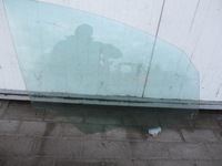 фото thumb №1, Стекло дверь правая перед carens iv 13-19