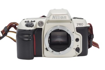 NIKON F60+ MANUAL - надежный фотоаппарат - отличное состояние
