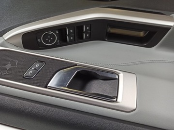 фото thumb №7, Боковина оббивка двері l перед ford explorer 2020