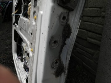 фото thumb №9, Opel vivaro 01-14 дверь левый зад