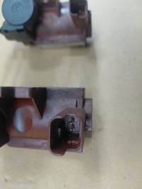 фото thumb №5, Ford kuga mk1 2.0 tdci клапан вакуумa 701771.01.0