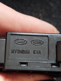 фото thumb №8, Вимикач світла аварійних kia picanto