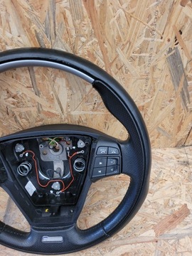 фото thumb №5, Руль кожа volvo c30 рестайлинг r-design