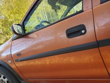 фото thumb №1, Двері ліві перед передні opel corsa b 96-01r 4 двері 1.0 b код z495