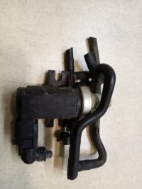 фото thumb №1, Volkswagen оригінальний номер 1j0906627a клапан вакууму vag
