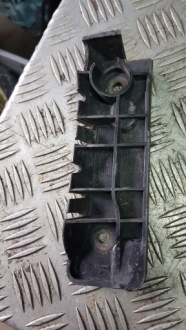 фото thumb №11, Audi a4 b6 напрямна бампера перед лівий lub правий 8e0807284a 8e0807283a