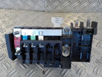 фото thumb №6, Mercedes gla w156 4x4 модуль клеммы акумулятора