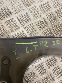 фото thumb №6, Mitsubishi pajero ii 91-99 захист стійка скло лівий задня mb652671