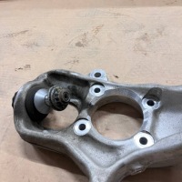 Mb w166 поворотний кулак передня ліва a1663300920 в Україні, фото thumb