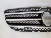 Решітка  решітка радіатора mercedes r-klasa w251 a2518880060 Ціна, фото thumb