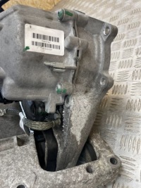 фото thumb №15, Bmw оригинальный номер 7649784 7649785 f25 редуктор коробки приборная регулятор редуктор