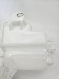 фото thumb №13, Toyota rav4 v 2019 - бак do рідини склоомивача 060851-665