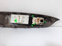 фото thumb №9, Kia rio iii sedan 1.2cvvt 13r панель перемикач вікон 93570-1w000