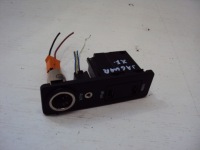 фото thumb №1, Панель роз'єм usb ipod jaguar оригінальний номер aw9319c166aa