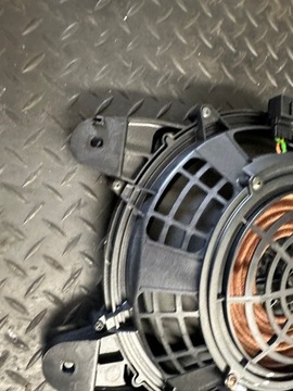 фото thumb №9, Сабвуфер audi a4 b9 sedan b&o 8w5035412a