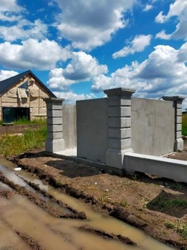 ЗАБОРЫ УСАДЬБЫ, ПРОЛЕТЫ, СТОЛБЫ, БЕТОН, МЕТАЛЛ