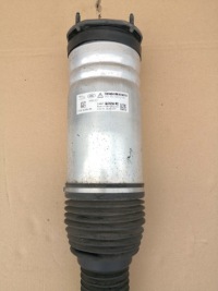 фото thumb №2, L462 discovery v амортизатор правий перед