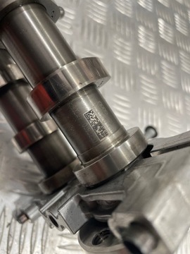 фото thumb №9, Вал распределительный вал всасывающий выпускной audi vw 3.0 tdi 059109022db 059021ff