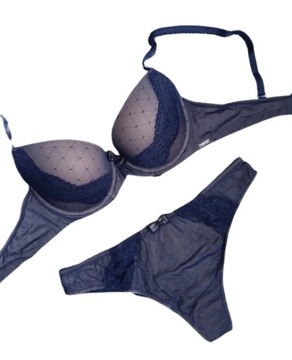 Комплект бюстгальтер+стринги 85C+XL Acousma новый