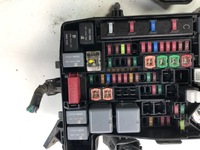 фото thumb №13, Toyota auris ii 1.8 hyb коробка запобіжників 82662-02590