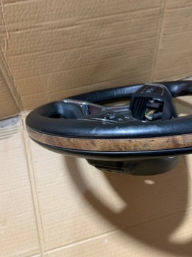 фото thumb №8, Maserati levante руль кожа дерево