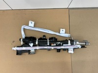 фото thumb №1, Lexus es300h шторка безопасности оригинал правая