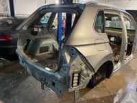 фото thumb №1, Volkswagen tiguan ii 5na чверть крила задня права