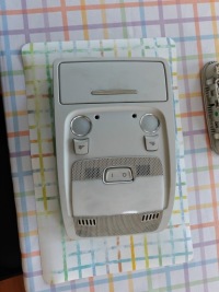 фото thumb №1, Лампа освещение салона потолочный перед audi a4 b8 a5 8t0947135b