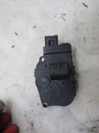 фото thumb №1, Моторчик обігрівача bmw f20 f21