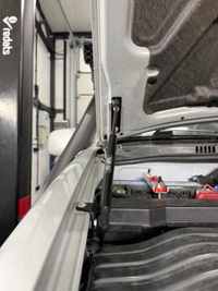 фото thumb №8, Амортизаторы капот suzuki grand vitara i 3d,5d,xl7 1998-2006