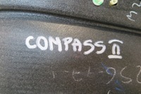 фото thumb №9, Обшивка дверь правый перед jeep compass ii