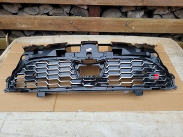 фото thumb №1, Решётка решётка радиатора toyota yaris cross gr sport