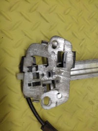 фото thumb №6, Honda accord vi подъемник стекло правый перед 0130821907