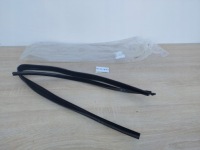 фото thumb №1, Прокладка дверь правый перед opel vivaro b trafic