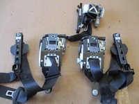 фото thumb №1, Mercedes w212 передние ремни pas безопасности r l