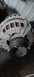 фото thumb №1, Генератор volvo v40 ii 2012-2018 2.0 d4 30659580 s60 v60 xc60 xc70