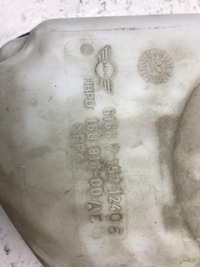 фото thumb №3, Mini оригінальний номер 7157124 бачок омивача