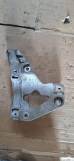 фото thumb №1, Jeep grand cherokee 3310f кронштейн компресора