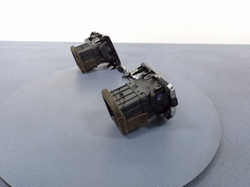 фото thumb №6, Kia rio iv yb решётки воздуховод средние 84740-h8300