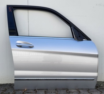 фото thumb №1, Mercedes glk x204 дверь правые перед 775