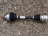 фото thumb №1, Полуось левая vw tiguan audi q3 1.4 tsi 5qn407271b заводской новая !!!