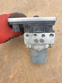 фото thumb №5, Mercedes w205 насос abs a2059005247