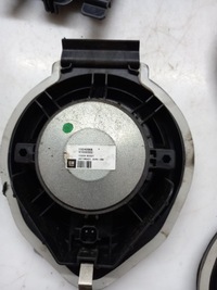 фото thumb №4, Динамики дверь insignia a 13264617 комплект