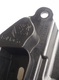 фото thumb №12, Оригинальный номер peugeot 9802982180 крышка привода распределительного вала