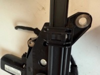 Podajnik поперечина левое  перед mercedes w207 купе Цена, фото thumb