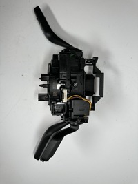 фото thumb №8, Audi q2 переключатели руля 82a953521an переключатель рычаг руля 82a