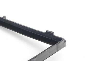 фото thumb №7, Bmw e60 оригинальная рамка стёкла неподвижного дверь зад правая